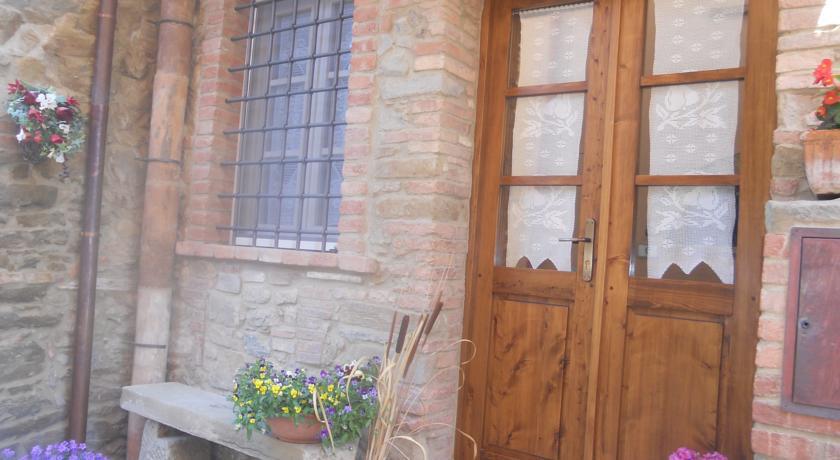 Apartment Casa Antica Chianni Phòng bức ảnh