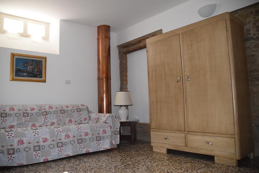 Apartment Casa Antica Chianni Ngoại thất bức ảnh